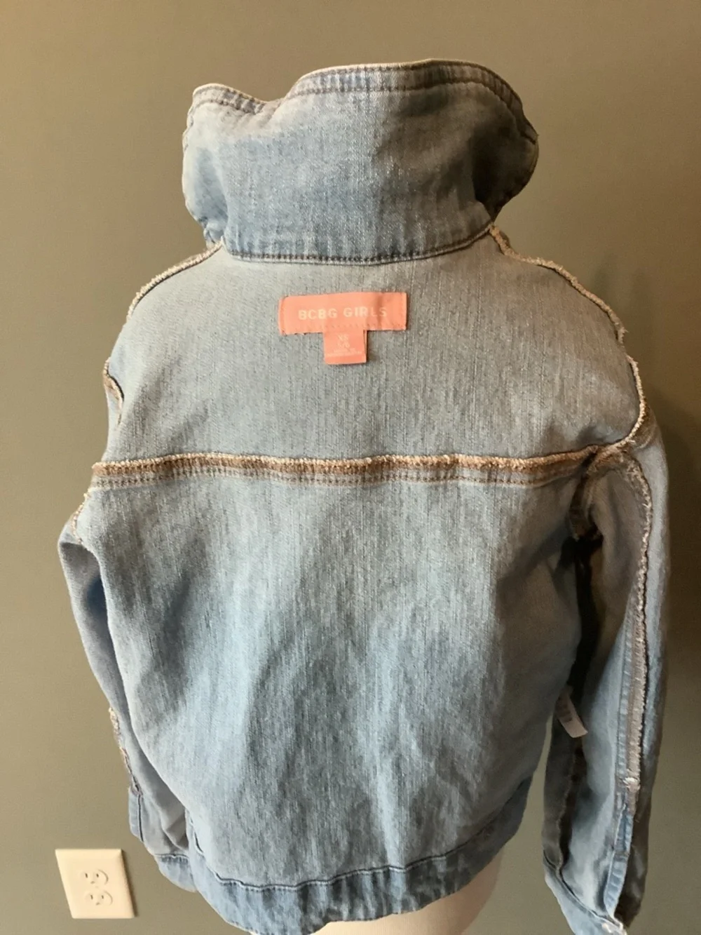 BCBG Girls XS (5-6) Light Blue Kids Denim Jacket - Excellent Condition.